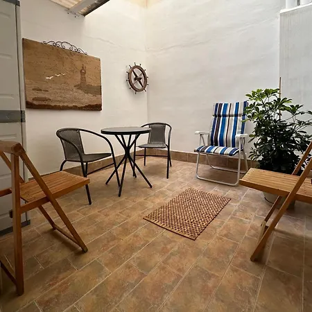 Apartamento Acogedor En El Centro Cerca De La Playa