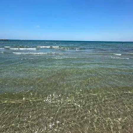 Acogedor En El Centro Cerca De La Playa Apartamento